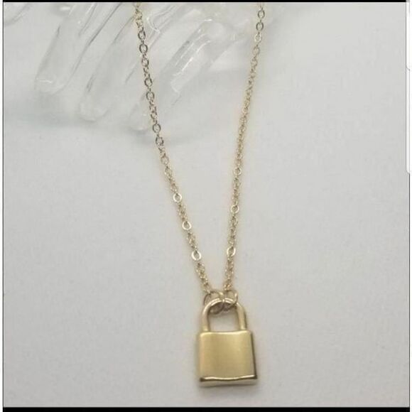 Jewelry - Stainless steel gold toned lock pendant chain necklace